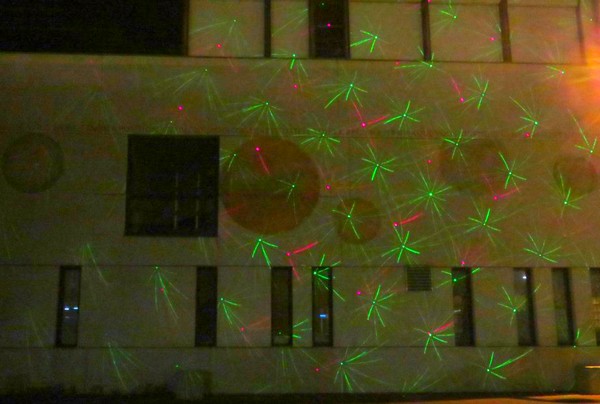 Planetes lumineuses